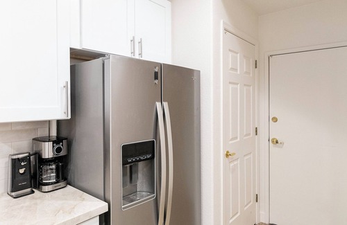 Superstition Springs Condo | Fully Furnished Remodeled Condo 2 Bed 2 Bath Superstition Springs on 1 level