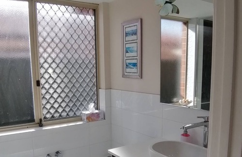 Tuart Hill House | Fully furnished short term rental near Perth CBD