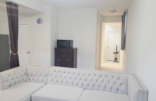 Kitchener House | Fully Furnished Studio Basement apartment in Huron Park, Kitchener