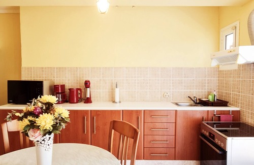 Lithakia Apartment | Fully furnished tranquil apartment in Zakynthos