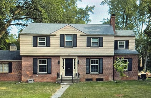 Lathrup Village House | Fully Furnished Home Sweet Home for Traveling Nurses!
