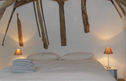 Sainte-Alvere Other | Fully modernised and restored stone farmhouse