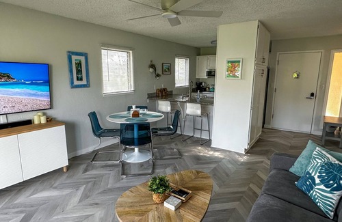 Wailua Condo | Fully Renovated 1BR/1BA condo w/AC. Short walk to beach & Coconut Marketplace!