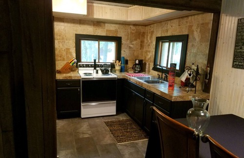 Three Lakes Cabin | Fully Renovated 2 Bedroom Cottage Next to Camp Luther.