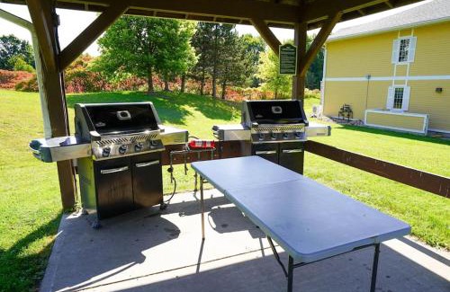Oro-Medonte Apartment | Fully Renovated At the Victoria-Carriage Hills