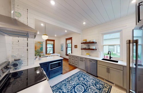 Clear Lake House | Fully renovated home; 2 blocks from beach & downtown!
