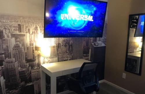 Lindenwald House | Fully Stocked home with home theater and game room
