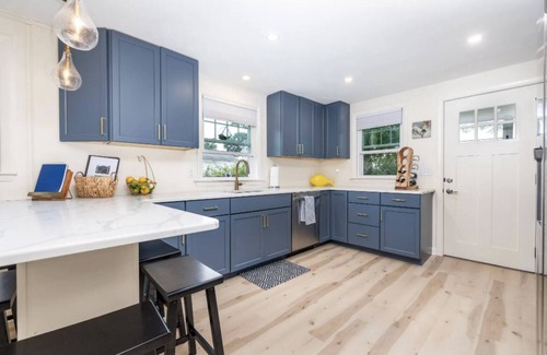 Middlesex County House | Fully Updated Cornfield Point Beach House, Old Saybrook, CT