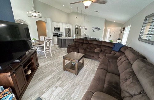 Haines City House | Fully Updated Holiday Villa, Southern Dunes, South Facing Pool