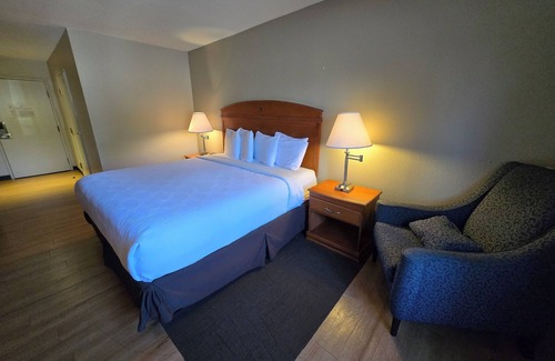 Fulton Hotel | Fulton Hotel - Oswego Riverfront