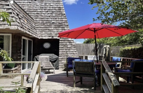 Cherry Grove House | Fun and fabulous 3br in Cherry Grove
