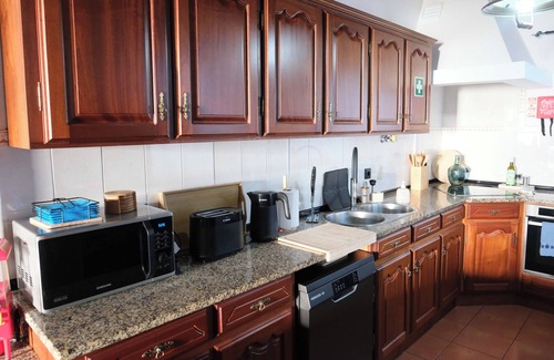 Praia da Vitoria House | Fun and Fly House! Family home with games room, a place to create memories.