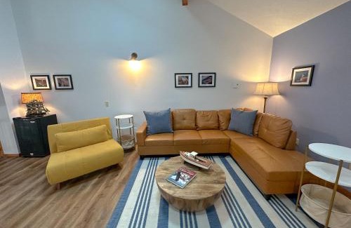 Sandusky House | Fun Family Home near Cedar Point