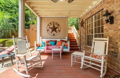 North San Antonio - SAT House | Fun fun Five Bedroom for couples or family