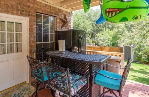 North San Antonio - SAT House | Fun fun Five Bedroom for couples or family