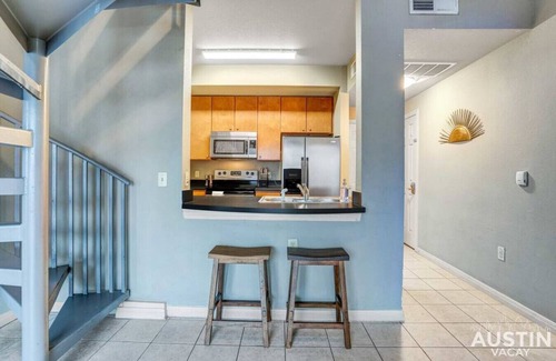 West Campus Apartment | Fun Location! Elevator + Full Kitchen + Laundry!