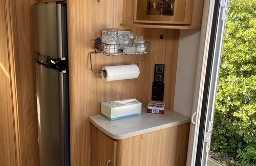 Stoke House | Fun times in Nelson. Cosy caravan and E-Bike hire. Airport pickup.