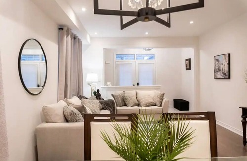 Shelburne House | FUN & VACATION LITTLE PARADISE Fully tastefully decorated exclusive for you.