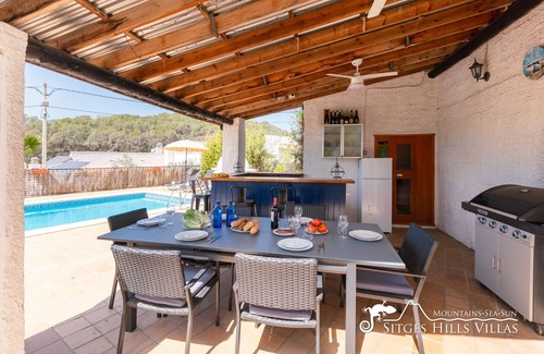 Olivella Villa | Fun Villa Margarita hosted by Sitges Hills Villas