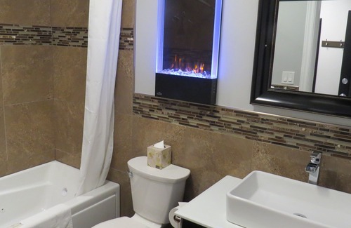 Digby House | Fundy Complex Dockside Suites