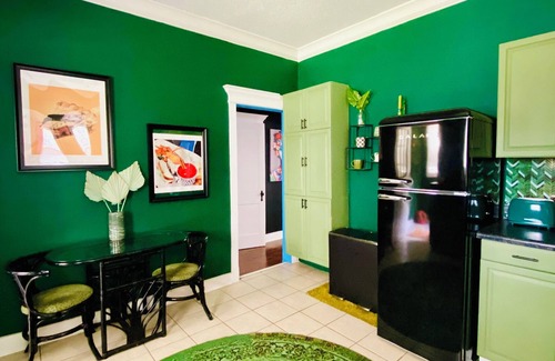 Fort Smith House | Funkhaus of Fort Smith Stay Funky
