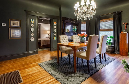 Shawnee Heights House | Funky Apartment & Bunk Room - Close to Everything KC