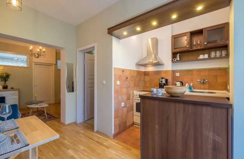 Sofia City Center Apartment | FUNKY FRESH place in the heart of Sofia