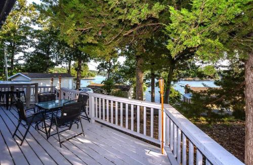 Sunrise Beach House | Funky Little Lakehouse - private dock and sunset view