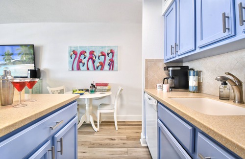 St. Pete Beach Apartment | Funshine Sunset Beach - Steps from the beach!, Funshine Sunset Beach - Heated Pool, Steps from the