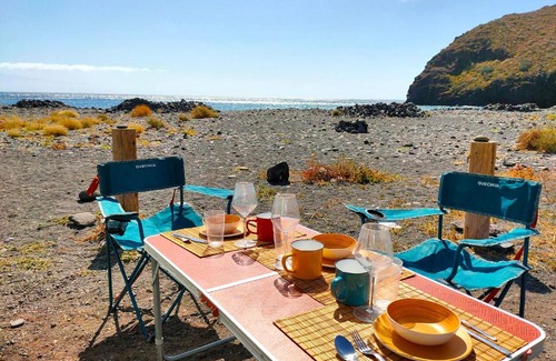 Lomito Fragoso y Honduras Other | Furgoneta Camper La Gomera 2