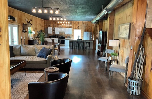 Stanton Cabin | Furnace Mt Rustic Retreat