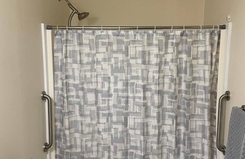 Pontchartrain Park Apartment | Furnished 1 BD Apartment IN NEW Orleans