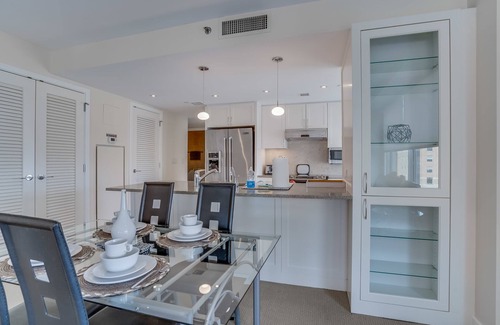 Chinatown Apartment | Furnished 2BR Apartment at Penn Quarters
