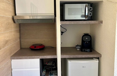 Montlucon Apartment | Furnished and equipped room in downtown residence
