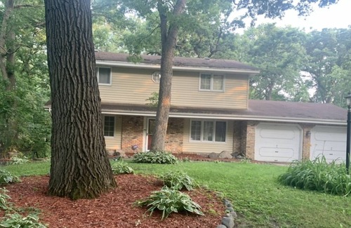 Minnetonka House | Furnished, beautiful 4br, 2.5 bath house