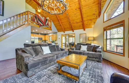 Pine House | Furnished Deck and Forest Views Pine Retreat!