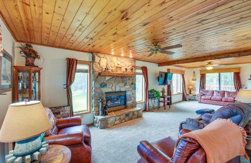 Custer House | Furnished Deck, Black Hills View Lazy U Retreat