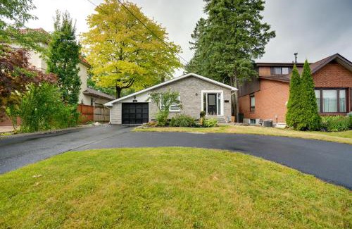 Pickering Villa | Furnished Family Home near Toronto - Great Location Game Room - Backyard - Parking & Self Checkin