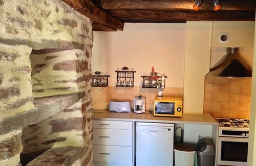 Iffendic Cottage | Furnished gîte for 5 people with swimming pool in Brittany at the gateway to Brocéliande