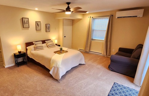 Alexandria House | Furnished Private 1BR/1BA Unit w/ Separate Backyard & Entrance | 30 night min.