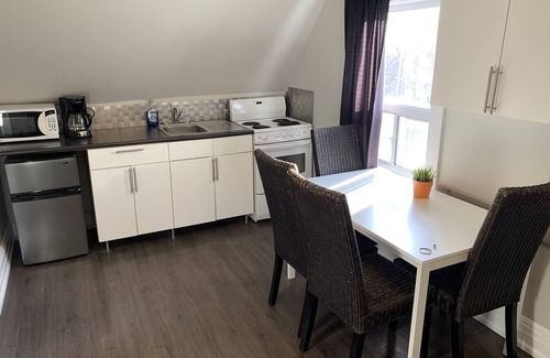 Upper Beaches Apartment | Furnished Roomy Bachelor Apartment