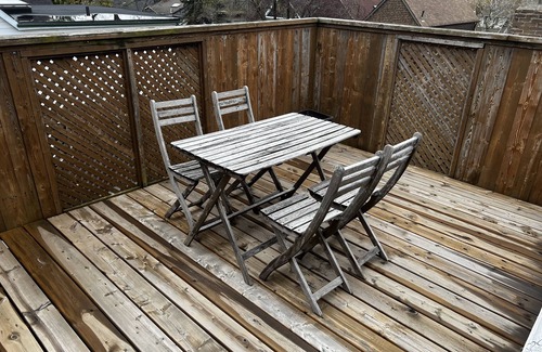 Upper Beaches Apartment | Furnished Roomy Bachelor Apartment
