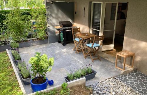 District 8 Apartment | Furnished studio with garden Seefeld close to lake