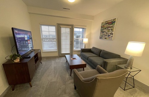 Westerville Apartment | Furnished SUITES in Dublin!!!!! Yes, D-U-B-L-I-N! We are HQ in Westerville!!!!