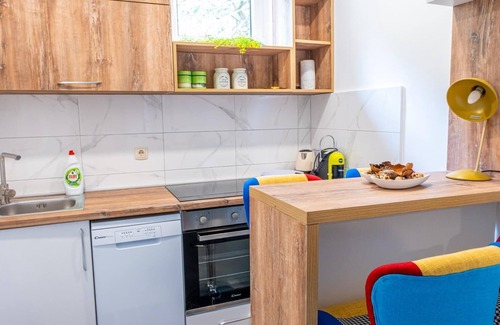 Donji Stoliv Apartment | Furnished Vacation Flat Near Sea in Montenegro