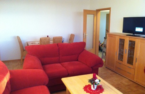 Speckenbuttel Apartment | FW Sagitta with view of the container port, 14th floor Speckenbüttler Park