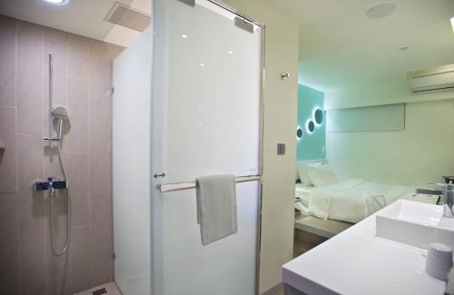 Cianjin District Hotel | FX INN Kaohsiung Zhonghua Road Branch
