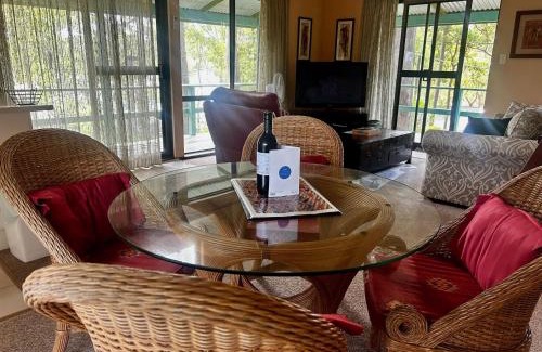 Smiths Lake House | Fyshwicks Cottage