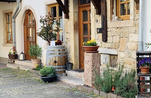 Gimmeldingen Bed & Breakfast | Gästezimmer Meerspinne - Weingut und Gästehaus Ferckel
