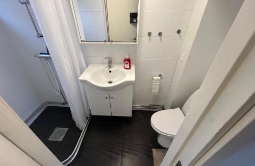 Falkenberg Apartment | Gäst lägenhet i centrala Falkenberg botten plan utmärkt för äldre folk